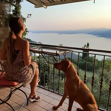 Beb Da Paolo Con Vista San Zeno di Montagna